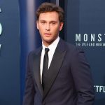 All About Stuart McClave – Hollywood Life