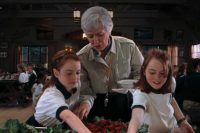 Lindsay Lohan and Lisa Ann Walter mourn Parent Trap costar Polly Holliday