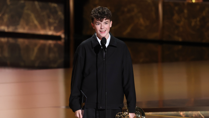 Who Are the Youngest Female & Male Emmy Winners in History? – Hollywood Life