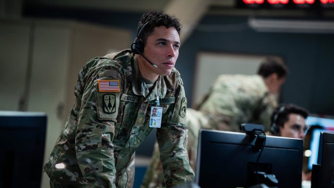 A Guide to the Stars in the Thriller – Hollywood Life