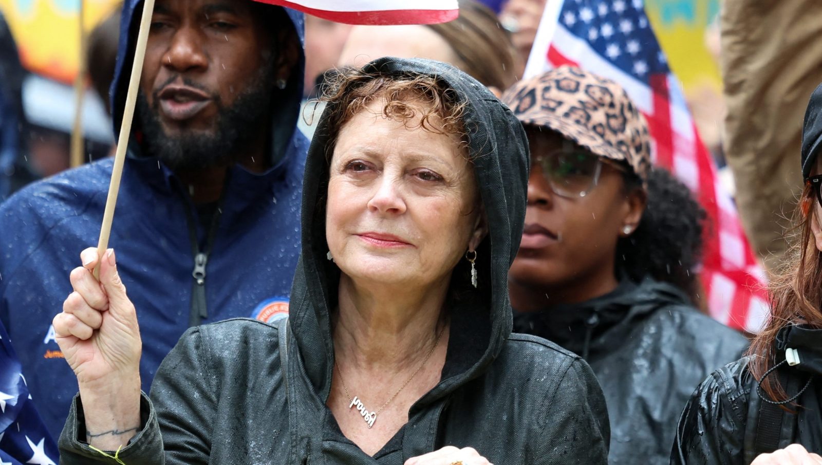 What Does the ‘No Kings’ Protest Mean? Learn About it Here – Hollywood Life