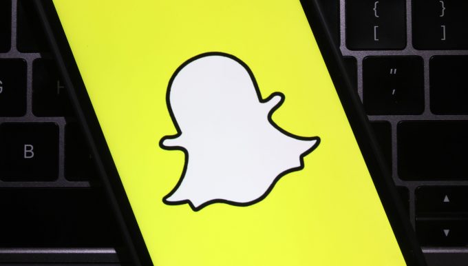 When Will Snapchat Be Fixed Today? How Long the App Could Be Down – Hollywood Life