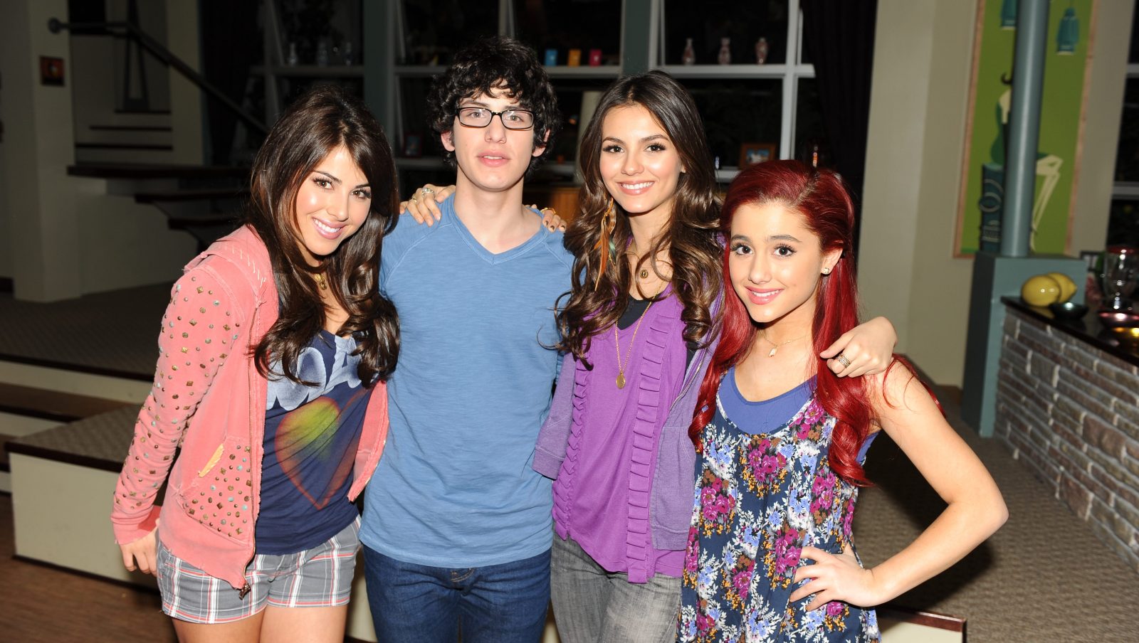 ‘Hollywood Arts’ Plot, Cast, Release Updates – Hollywood Life