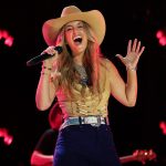 5 Things To Know About CMA Awards Host & Country Singer – Hollywood Life