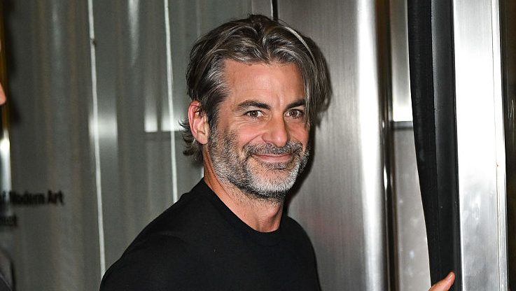 Jim Curtis' Health: Jennifer Aniston's Boyfriend's 'Misdiagnosed Illness' Caused a Limp, Paralysis & More