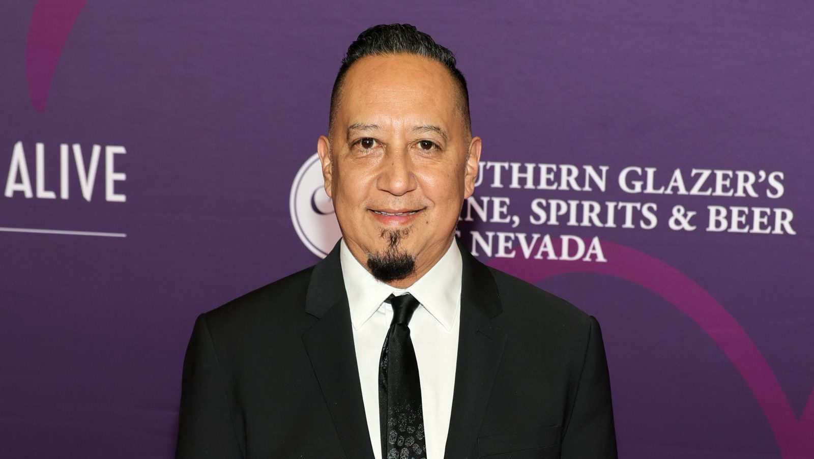 What Happened to Cleto Escobedo? About Jimmy Kimmel’s Bandleader – Hollywood Life