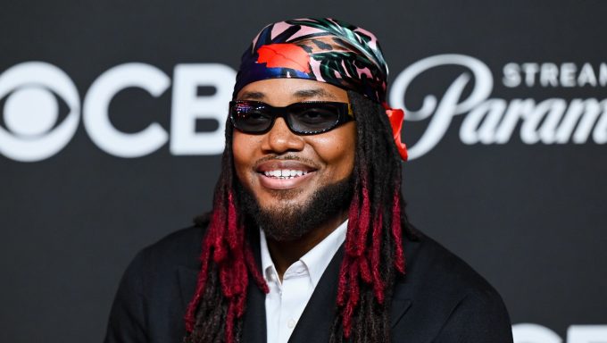 Who Is Leon Thomas III? 5 Things on the 2026 Grammys Nominee – Hollywood Life