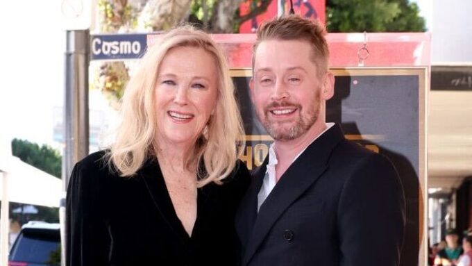 Celebrity Tributes for Catherine O'Hara: Hollywood Reacts to Actress' Heartbreaking Death