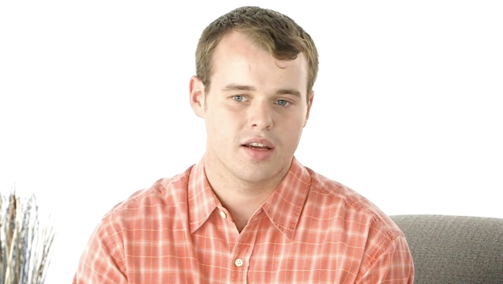 Why Was Joseph Duggar Arrested? ’19 Kids and Counting’ Alum’s Charges – Hollywood Life